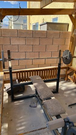 Bench press set and exercise bike