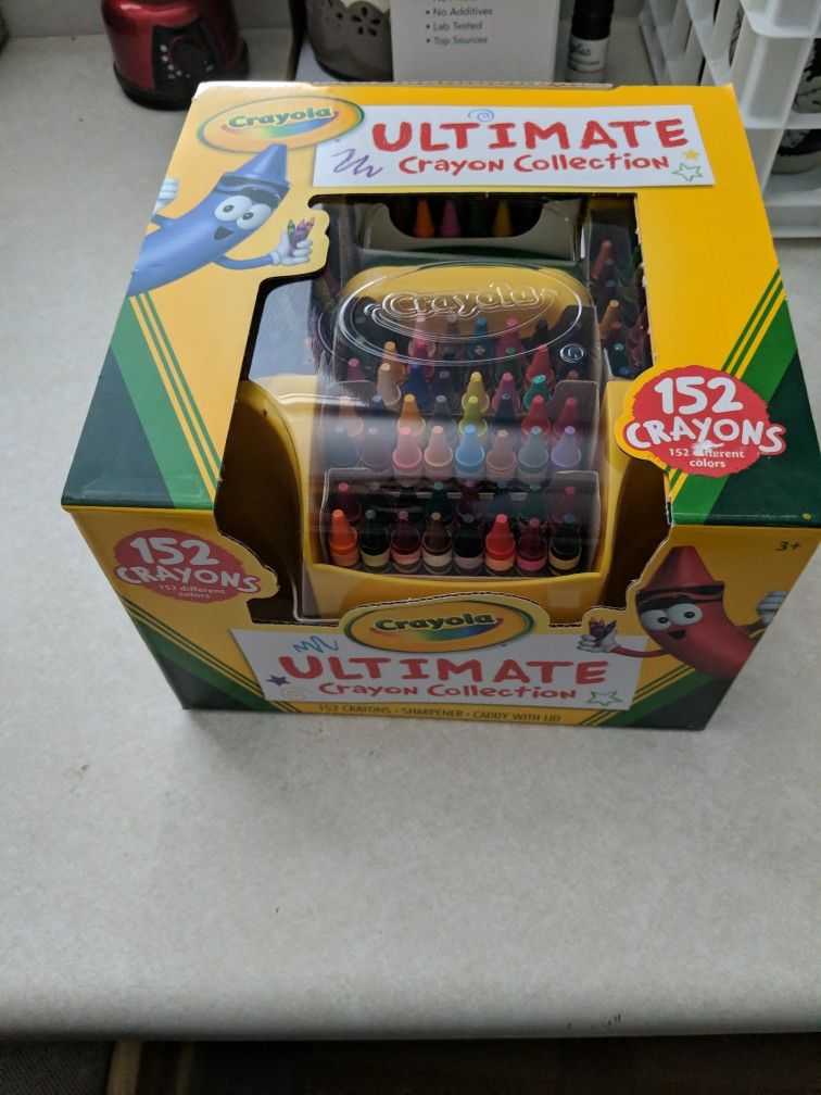 Crayola Crayon Collection In caddy