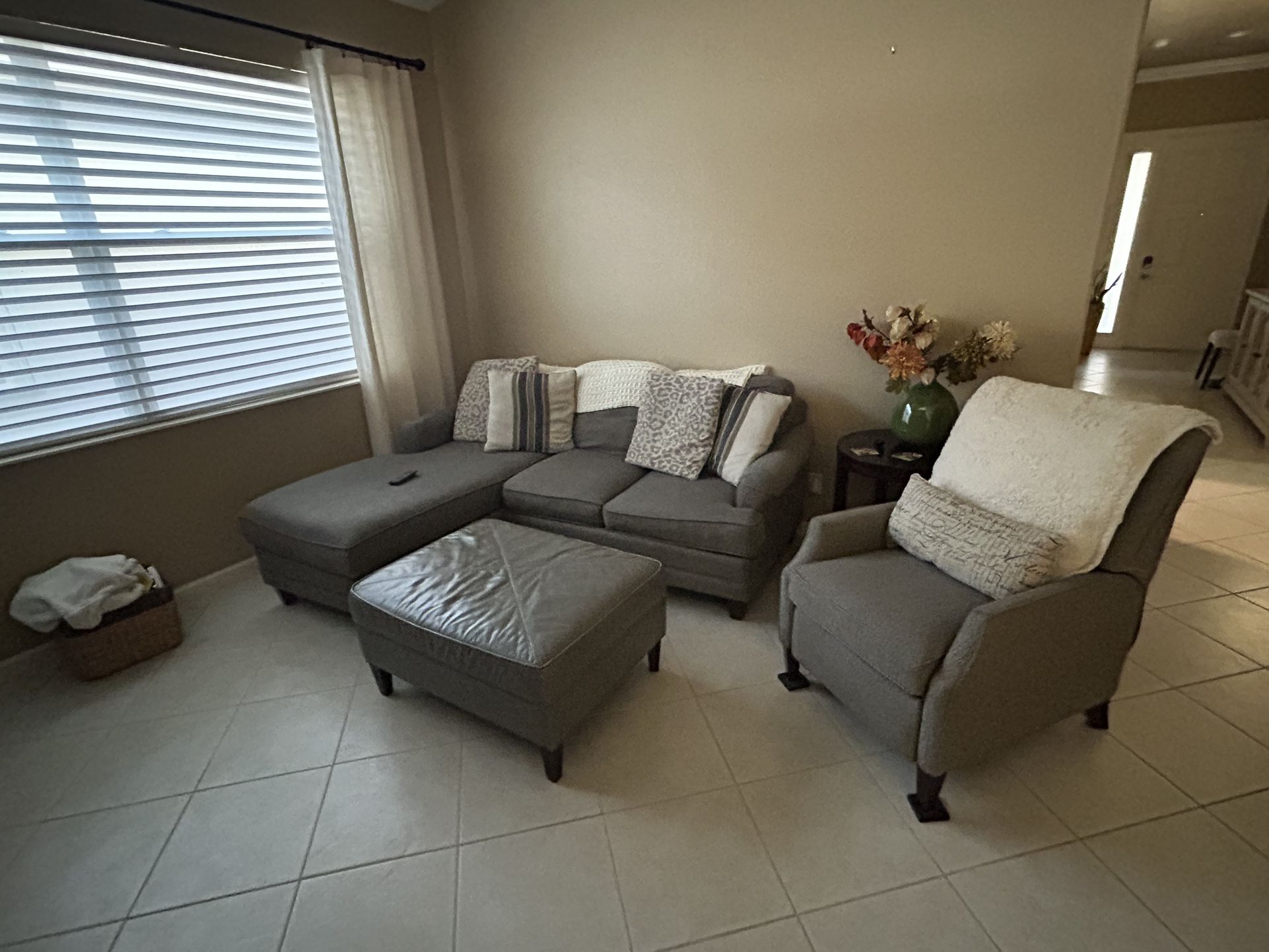 Bassett Couch Chair Ottoman