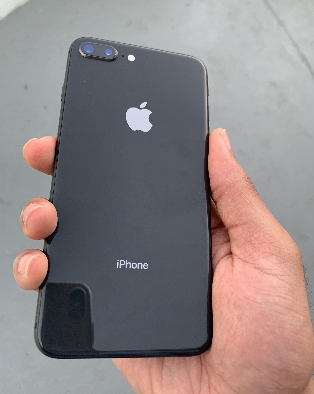 UNLOCKED IPHONE 8 PLUS / LOW PRICES