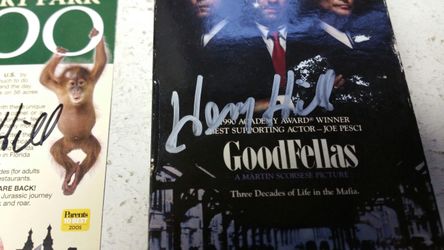 Signed Henry Hill goodfellas Vido goodfellas jsa