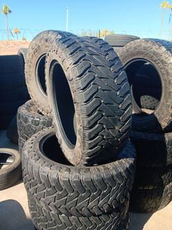 Used set of tires 285 50 20