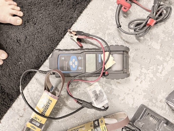 Electrical scanner with receipt printer 200