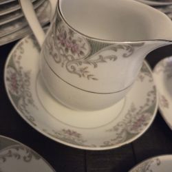 Mikasa Fine China 45 Piece Made In Japan 