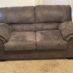 Love Seat Free