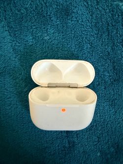 Apple AirPods 4 Original Charging Case Only