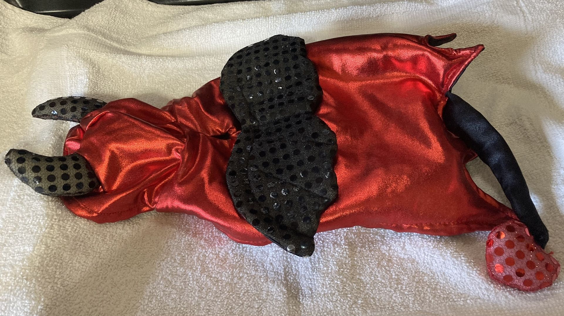 THRILLS & CHILLS RED & BLACK DEVIL HALLOWEEN COSTUME FOR SMALL DOG/CAT
