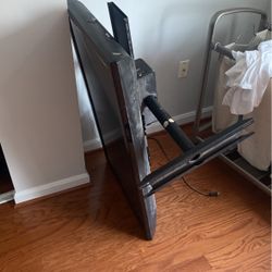 Panasonic TV wont cut on $50