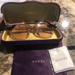 Gucci https://offerup.com/redirect/?o=U3VubnkuTmV3.All Accessories 