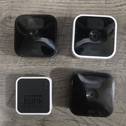 Blink_Outdoor 3 HD Camera System (3rd Gen) with Sync Module 2, Wireless IP/Network Security Camera