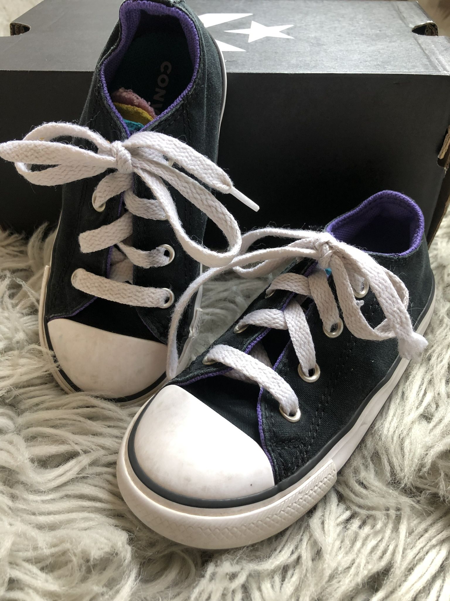 Girl Converse 8