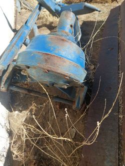 Vintage Ford Series 903 3-point Hitch Post Hole Digger Cassis