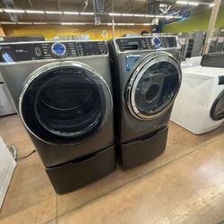 GE profile washing machine and electric dryer