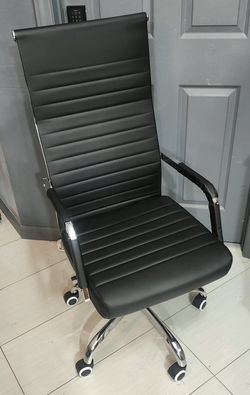 Chair Black