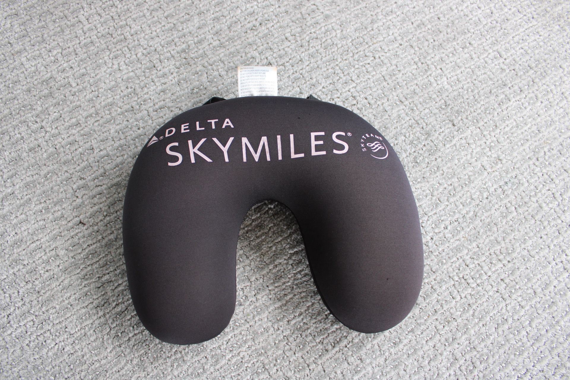 Delta Skymiles Skyteam Airplane Neck Pillow