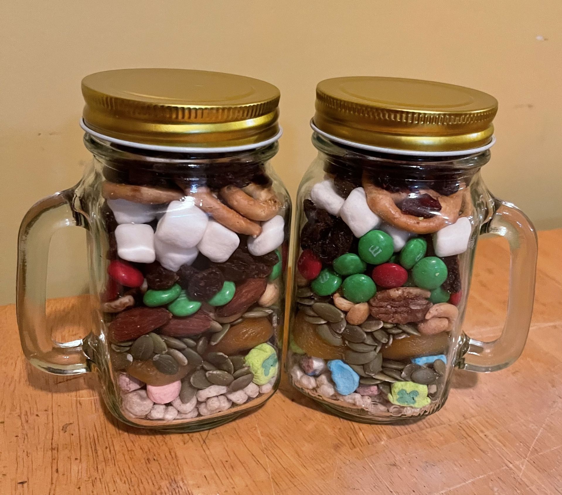No Gluten Trail Mix Mason Jars
