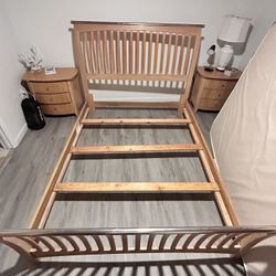 Queen Bedroom Set 