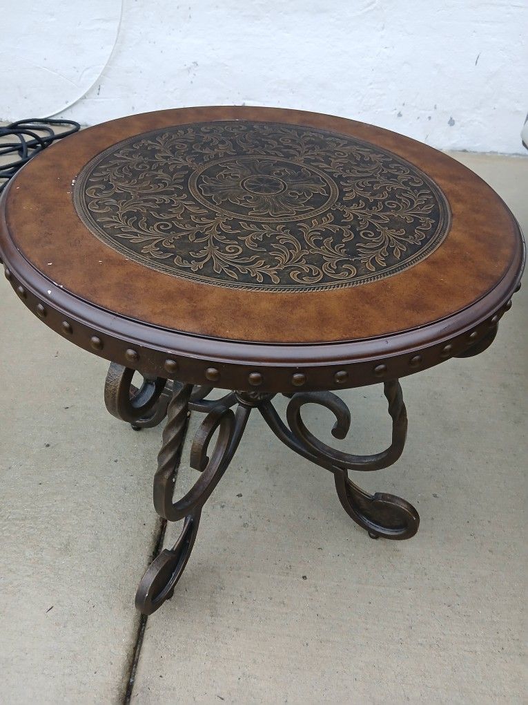 The Signature Design by Ashley Rafferty Ornate Round End Table