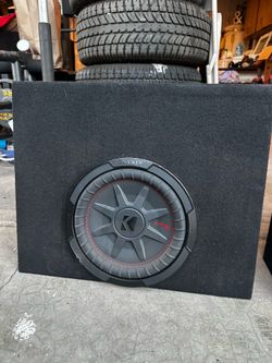 Kicker Comp RT 8” with boxes Def Bonce amp system