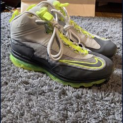 Nike shoes size 12