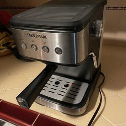 Farberware Espresso Maker with Steam Wand for Lattes, Cappuccinos