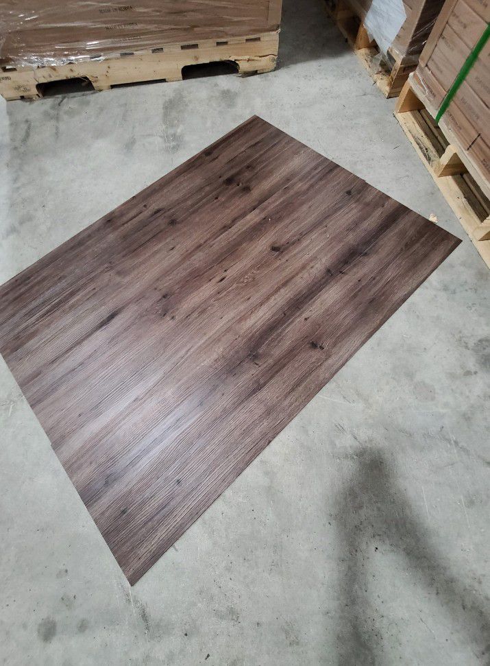 Luxury vinyl flooring