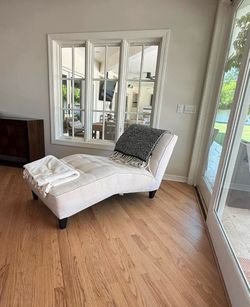 $700 Chaise lounge