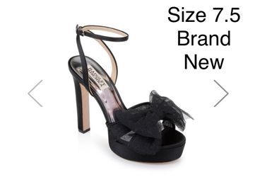 Badgley Mischka Heels – Size 7.5 – Brand New 