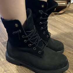 Women's Timberland® Authentics Waterproof Roll-Top Boots Sz 7 $75 cash only 