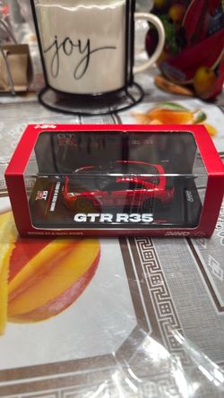 INNO64 Nissan GT-R R35 Nismo Die-Cast Model