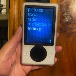Zune 30GB – White – Fully Working!