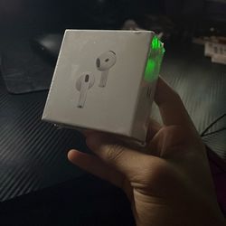 Airpod 4’s with Noise Cancellation