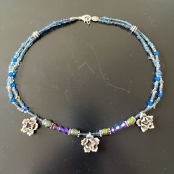 Beautiful Beaded Necklace with Metal Flowers