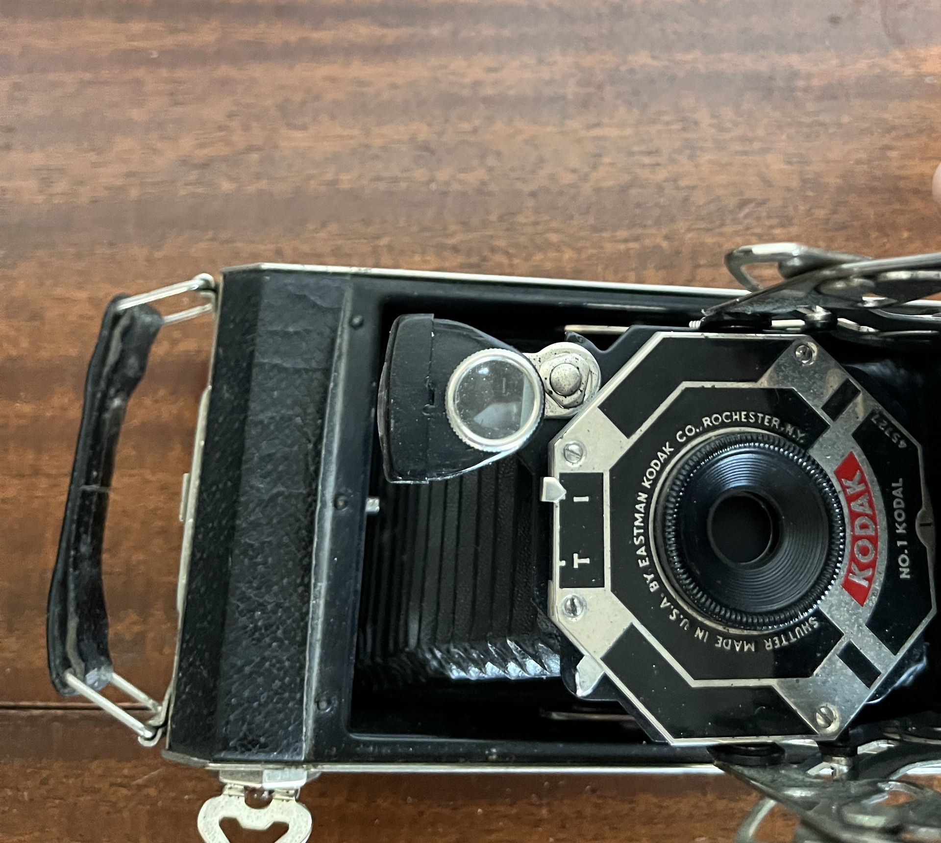 Kodak 32-36 (year) Camera Model 616 Art Deco Design