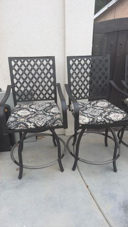 Outdoor Bar Stools