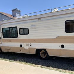 1991 Chevy RV, Winnebago