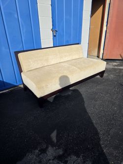 Beautiful Modern Sofa HIGH QUALITY