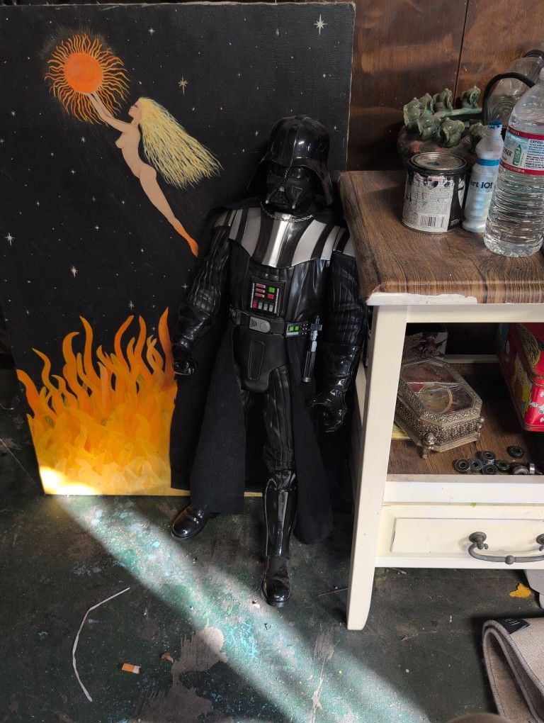 32 Inch Tall Darth Vader