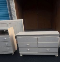 Bedroom set