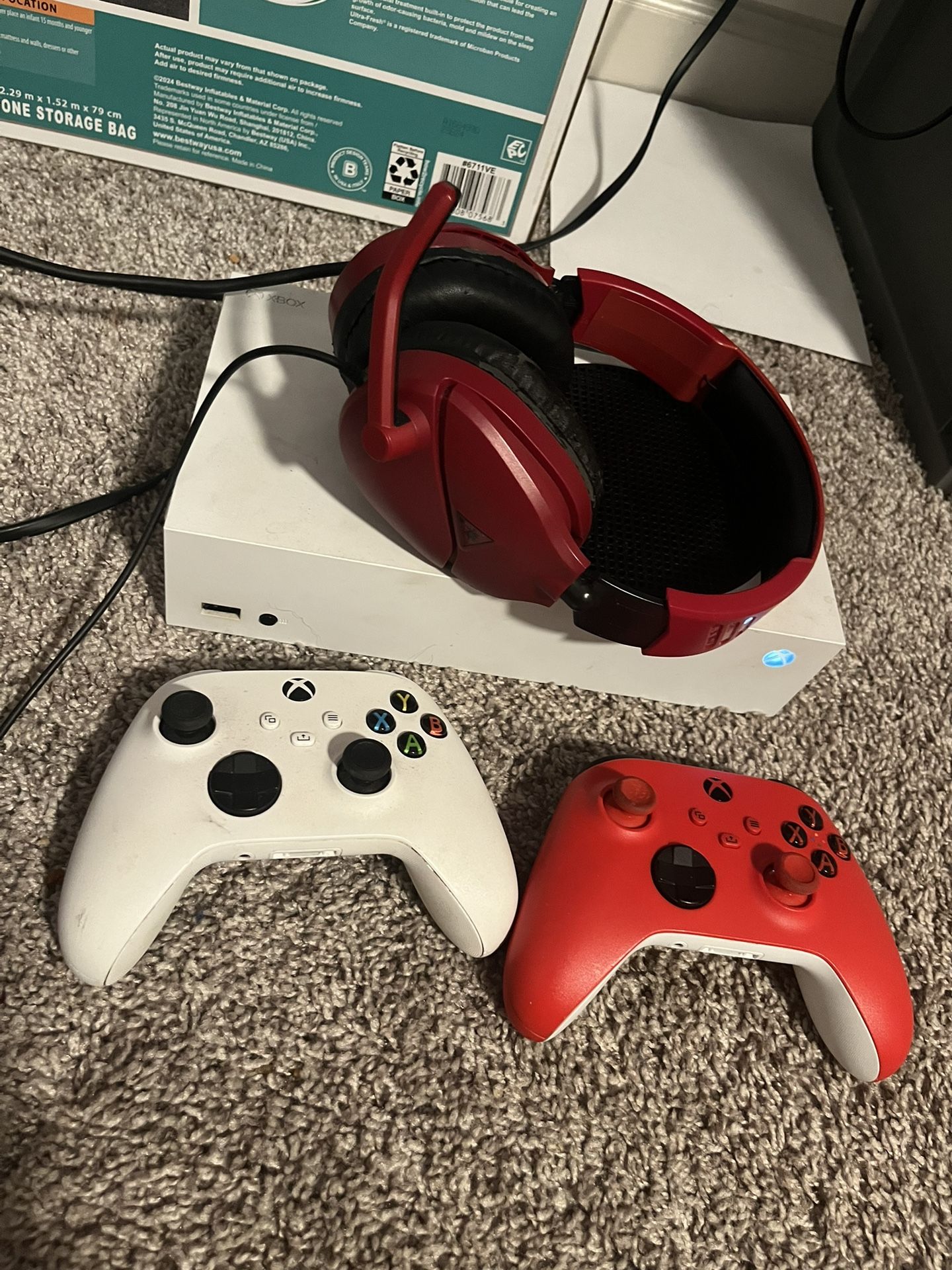 Xbox Series S With Turtle Beach Headset & 2 Controllers