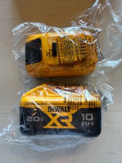 DEWALT 20V XR 10AH BATTERIES. -  NEW