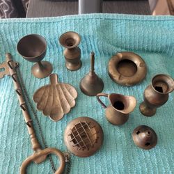 10 PIECE SET ALL  BRASE IN GOOD SHAPE COLLECTION 