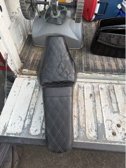 Saddleman motorcycle seat