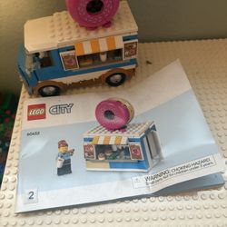 Lego city donut food truck