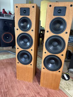 Boston Acoustics T1000 Tower Speakers