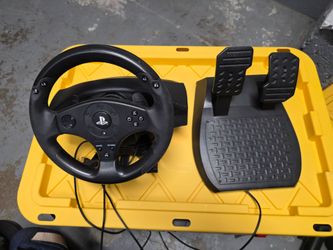 PS4 and PS5 Steering Wheel and pedal T80