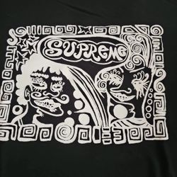 SUPREME T SHIRT SZ L