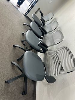 Knoll Generation office chairs like new