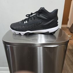 Under Armour BSBL Cleats 