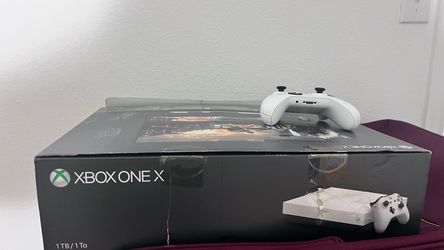 Xbox One X 1TB Gaming Console + Controller